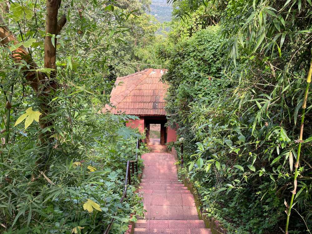 Udayagiri Retreat - Mountain Side Retreat